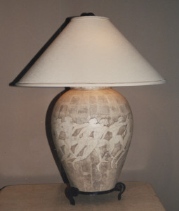 running men lamp