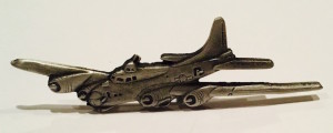 WWII Bombadier Pewter Pin